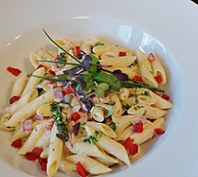 Pasta with Garlic, Olive Oil, Basil and Fresh Tomatoes
