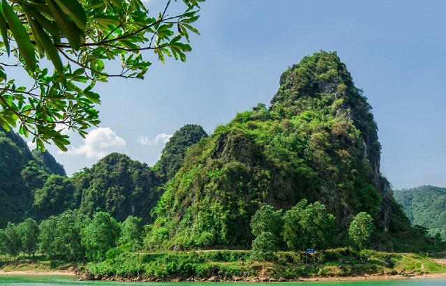 Image of the spectacular Phong Nha-Ke Bang National Park in Vietnam 